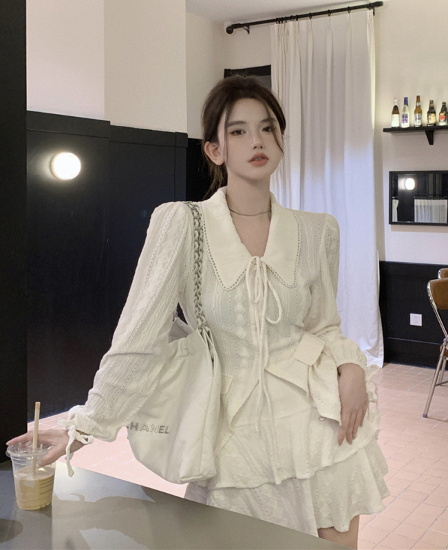 Autumn first love gentle jacquard lapel lace-up shirt top + A-line cake anti-exposure skirt for women
