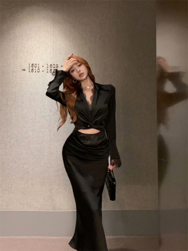 Slit dress, slim and elegant French hip skirt