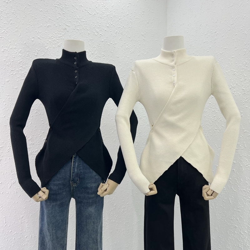 Autumn and winter French design cross-hem half-high collar shoulder pad pullover sweater small sweater