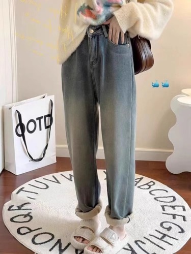 Velvet thickened jeans for women in autumn and winter new pear-shaped figure plus size fat mm small slimming wide-leg dad pants