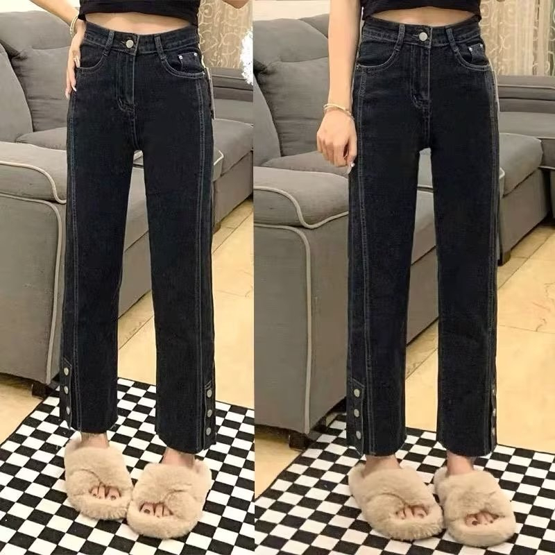 Large size Korean style new straight jeans for women with high waist, slim design, buttoned small feet, nine-point cigarette pants