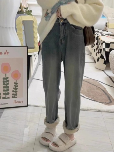 Velvet thickened jeans for women in autumn and winter new pear-shaped figure plus size fat mm small slimming wide-leg dad pants