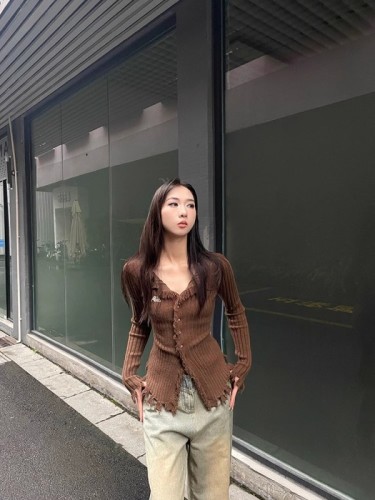 YUNYIHUI Yunyihui American Hot Girl Tassel Brown Cardigan Sweater Jacket Women's Woolen Bottoming Shirt Autumn