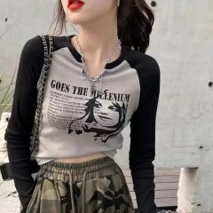 New style right shoulder long sleeve T-shirt for women in early autumn ins super hot girl V-neck inner top bottoming shirt trendy