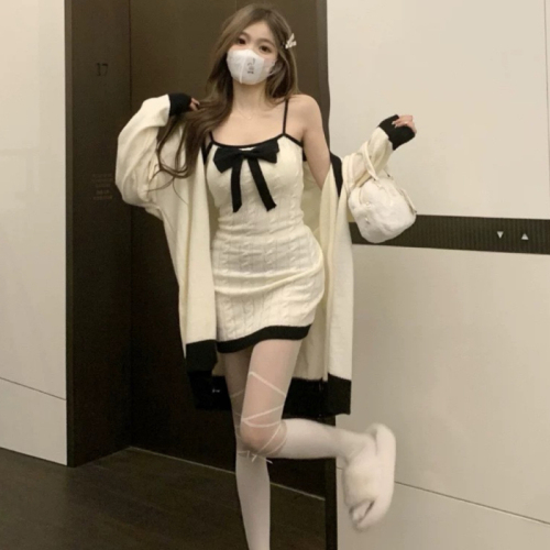 Contrast color style bow knitted suspender dress women's autumn and winter new sexy waist A-line skirt