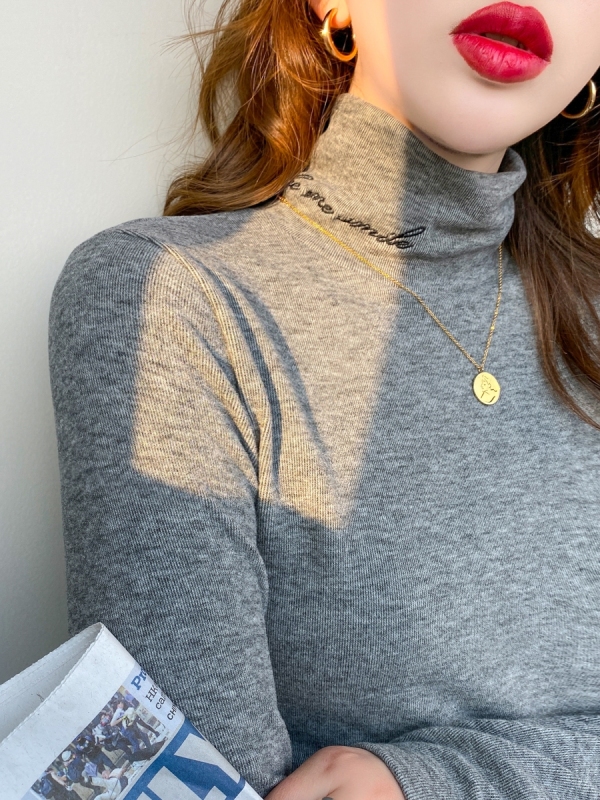 Self-heating cationic bottoming shirt for women with German velvet turtleneck T-shirt plus velvet thickening warm autumn and winter style top