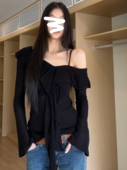 Black ruffled one-shoulder long-sleeved knitted t-shirt for women in spring sexy slim hottie off-shoulder bottoming shirt top