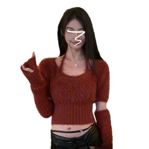 New Year's Eve Red Halter Sweater Women's Autumn and Winter 2024 New Design Hot Girl Short Knitted Sweater Top