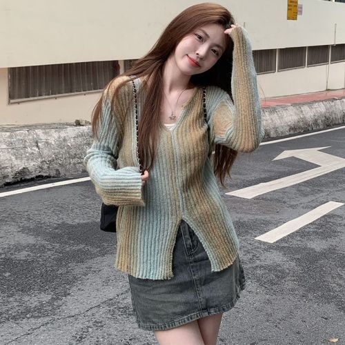 V-neck sweater women's new early and early autumn inner layering shirt slim long-sleeved top design niche