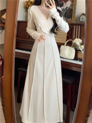 Plus size fat mm French gentle V-neck knitted dress autumn and winter high-end slim temperament long skirt for women