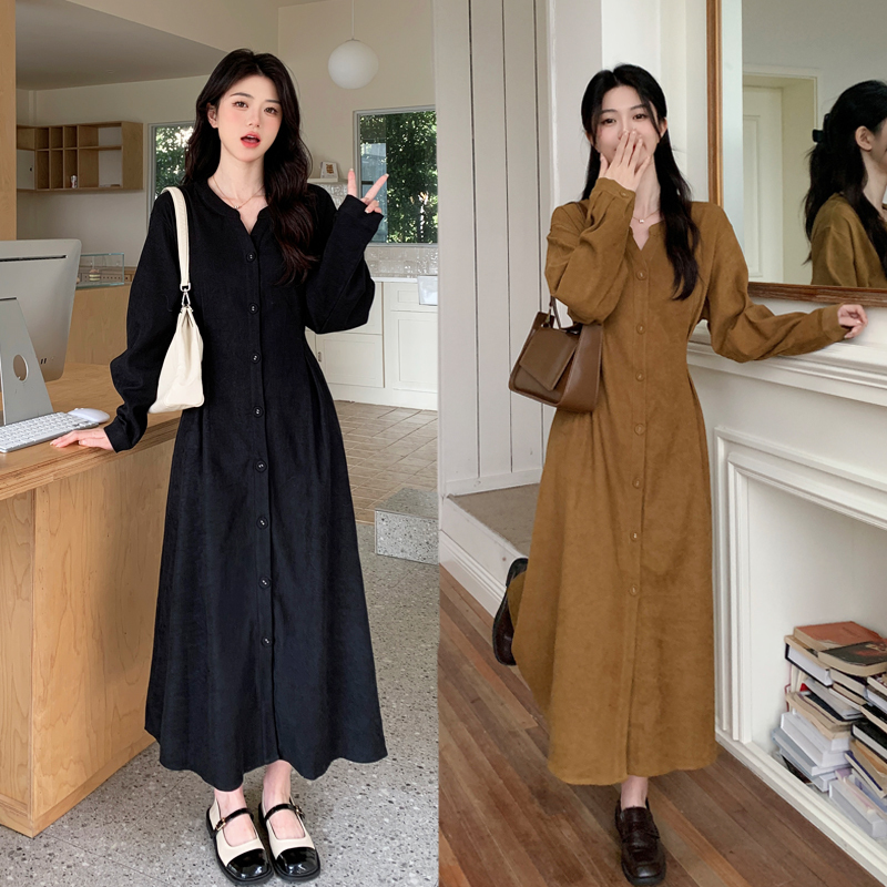 New large size brushed waist slimming dress Hepburn style high-end buttoned little black dress