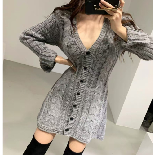 Korean chic temperament, light and mature style V-neck hemp pattern single-breasted knitted dress with slit cuffs design short skirt