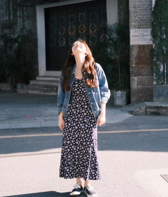 Ready stock French retro suit floral suspender dress women's spring lapel denim jacket two-piece set