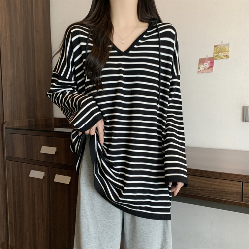 Large size v-neck striped sweater for women in autumn slimming loose lazy style hooded mid-length bottoming top