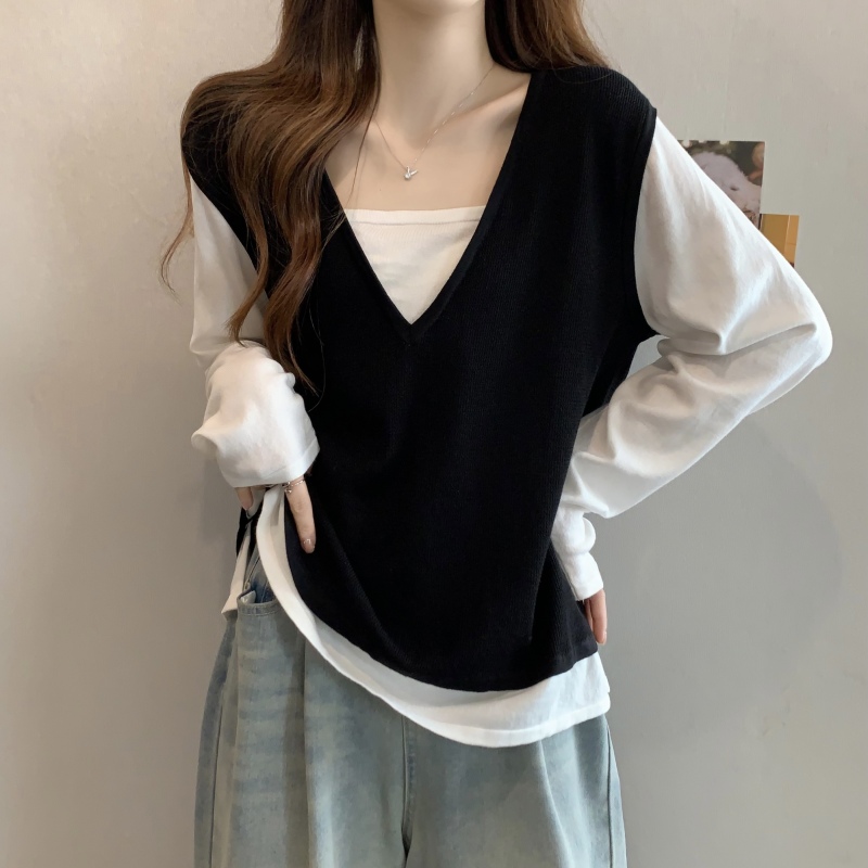 New large size V-neck fake two-piece top slimming striped long-sleeved sweater for women