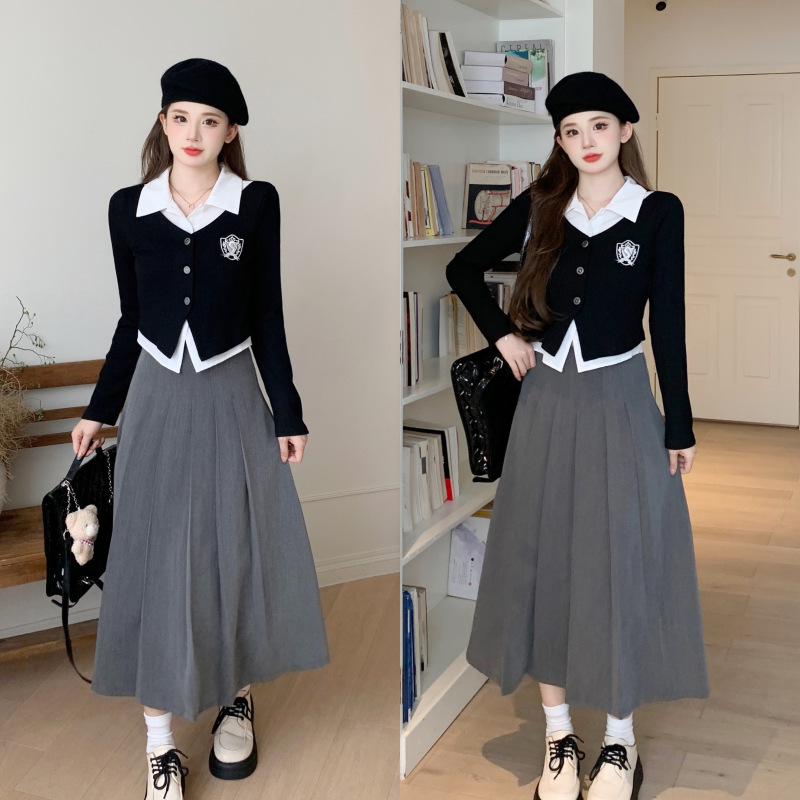 Women's large size polo collar sweater design fake two-piece college style top gray pleated skirt suit for women