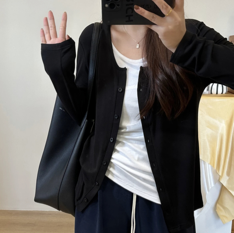 Placket single-breasted slim long-sleeved cardigan fake two-piece autumn versatile round neck black and white fake two-piece T-shirt for women