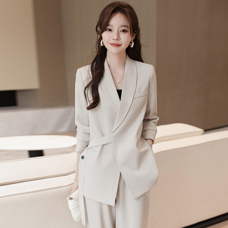 Chic design blazer for women 2024 new style high-end street-popular suit suit this year