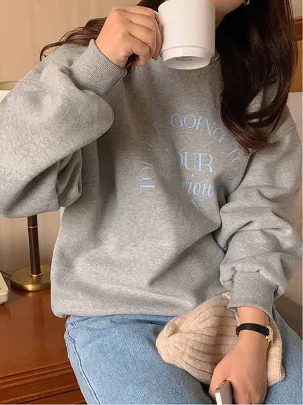 Korean college style age-reducing letter printed long-sleeved sweatshirt for women in autumn and winter loose casual round neck gray top trendy