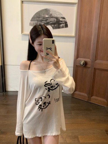 Circular heartbeat printed loose long-sleeved T-shirt women's thin blouse oblique shoulder/one-shoulder top