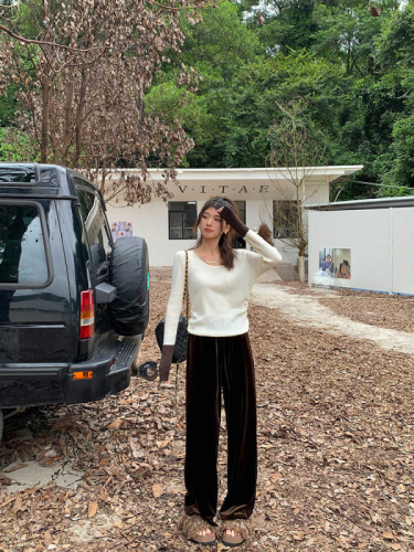 Plus size women's fat girl mm slimming velvet black casual pants slimming flesh-covering wide-leg pants for women in autumn and winter