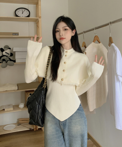 Fashion suit for women in autumn new knitted blouse bottoming shirt high-end lively age-reducing salt style two-piece set