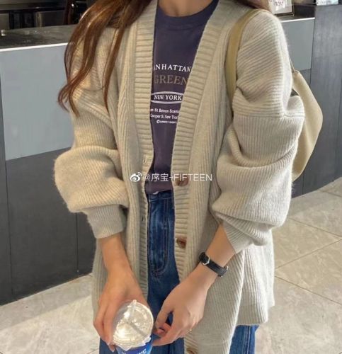 South Korea's Dongdaemun autumn and winter soft glutinous apricot knitted cardigan for women with lazy style v-neck sweater jacket