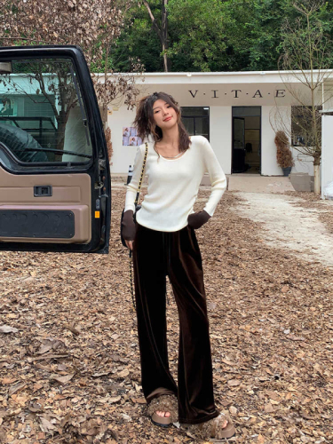 Plus size women's fat girl mm slimming velvet black casual pants slimming flesh-covering wide-leg pants for women in autumn and winter