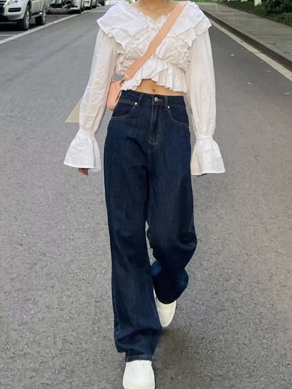 Light-colored jeans, trendy and elegant, lazy, new Hong Kong-style trousers, fashionable brand, handsome high-waisted fashion ins