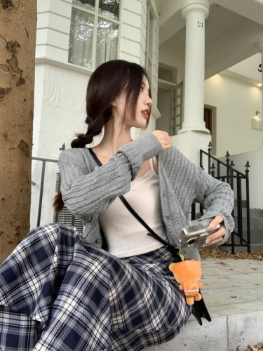 Autumn Korean style versatile twist knitted cardigan + pure desire camisole + plaid skirt