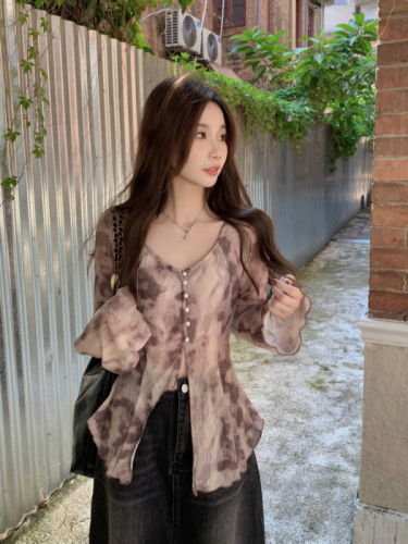 Real shot!  Temperament v-neck smudged slimming long-sleeved versatile top women's single-breasted ruffled chiffon shirt