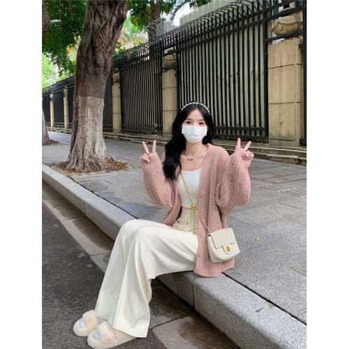 Korean drama Xiaoxiangfeng New Year's sweater two-piece suit for women, salt style, royal sister tea style outfit, complete set for autumn and winter