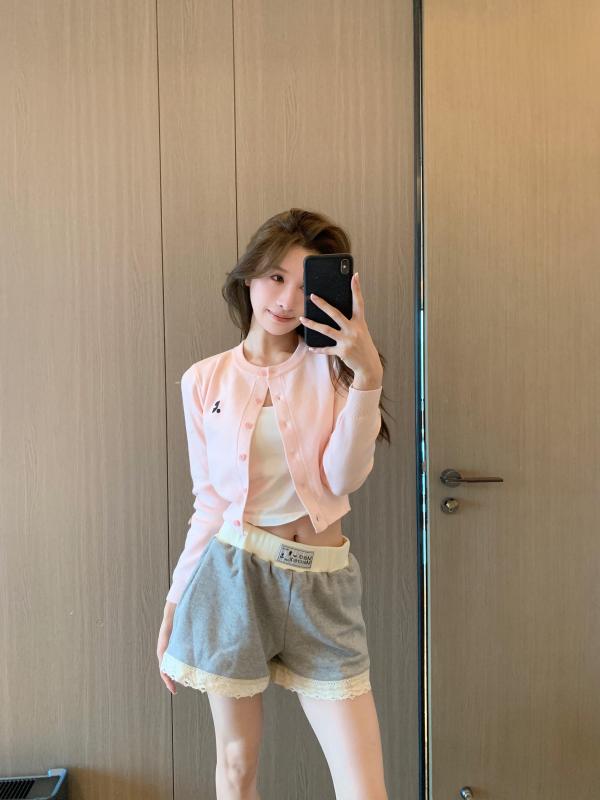 Dopamine pink thin knitted cardigan short long-sleeved jacket early autumn wear Korean chic chic top for women