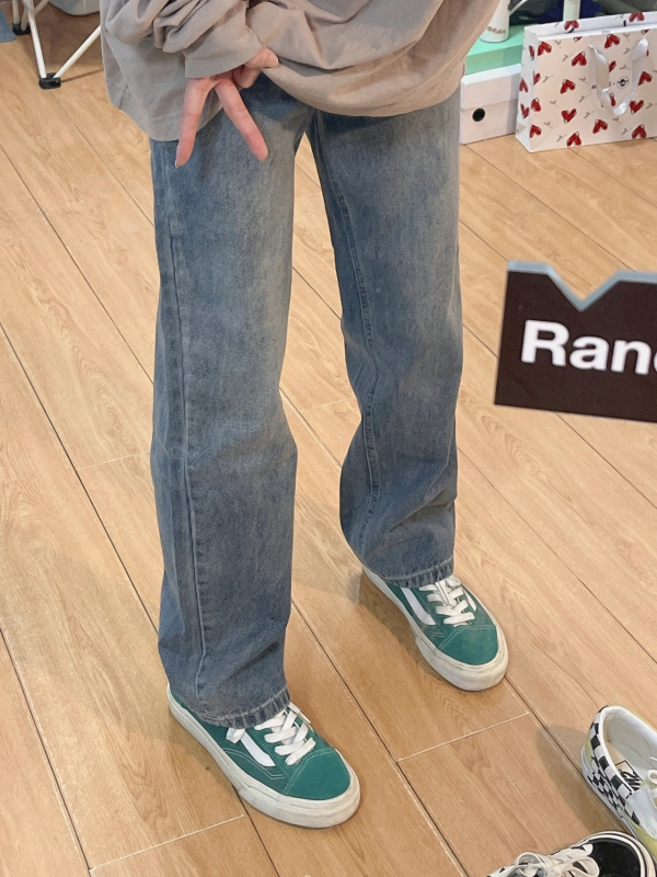 American retro high street denim straight pants for women in spring and autumn high-waisted stretch narrow pants for small people with a niche design