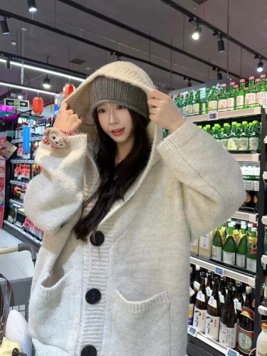 Casual and lazy style new single-breasted hooded sweater for women early autumn loose slimming long-sleeved top