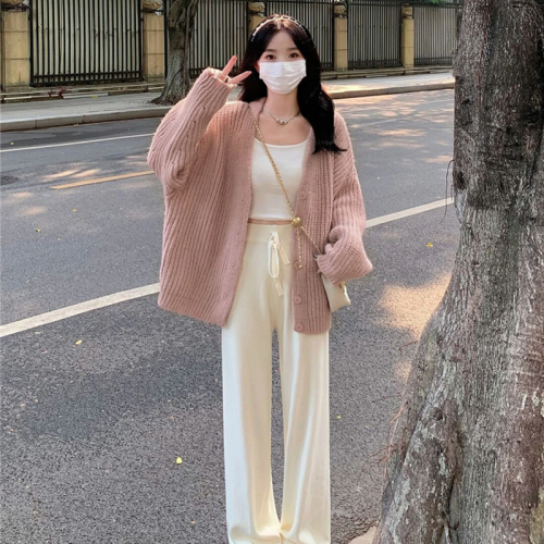 Korean drama Xiaoxiangfeng New Year's sweater two-piece suit for women, salt style, royal sister tea style outfit, complete set for autumn and winter