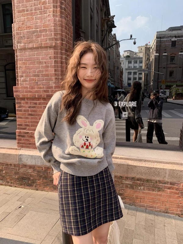 Cartoon rabbit jacquard embroidered sweater for women autumn new loose pullover round neck sweater
