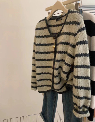 European retro striped sweater jacket for women in autumn and winter lazy style horn button v-neck knitted cardigan