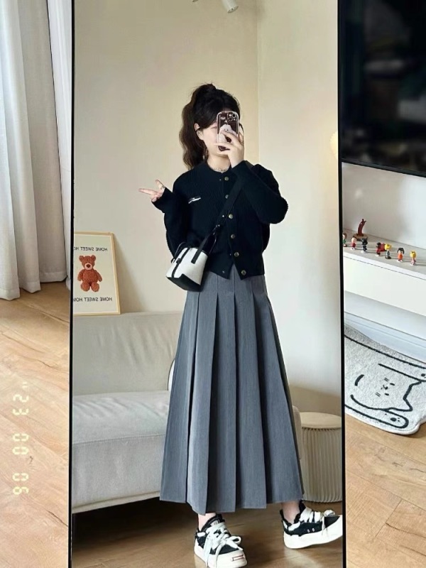 Autumn new women's suit sweet milk fufu Korean drama college style sweater sweater autumn outfit with a complete set