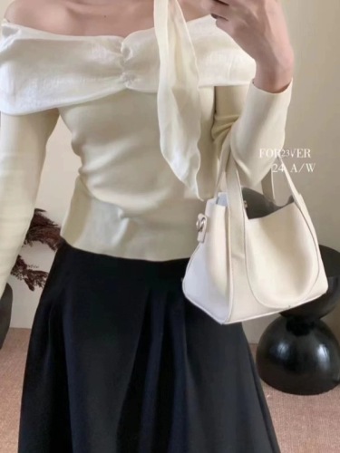 Guangzhou Thirteen Lines 2024 early autumn new high-end design sexy one-shoulder knitted sweater ruffled top for women