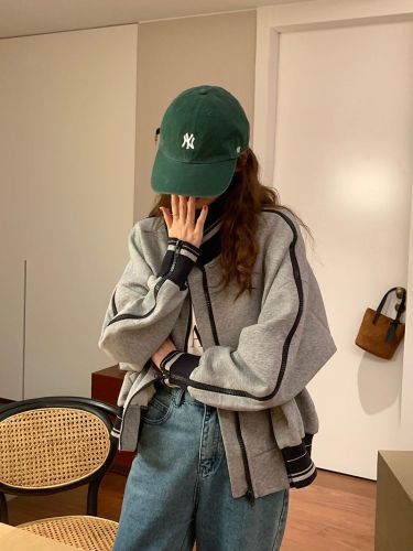 Real shot of Korean contrasting color stand-up collar loose splicing baseball uniform jacket for women thickened cardigan sweatshirt jacket for women