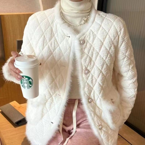 Internet celebrity Xiaoxiangfeng cotton jacket for women 2024 new winter new light luxury fashion diamond quilted thickened jacket