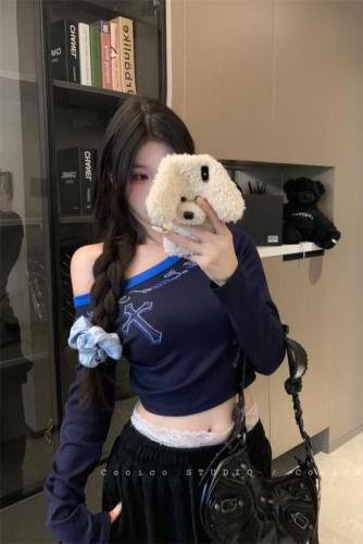 Real shot of retro hot diamond printed off-shoulder T-shirt for women, waist slimming bottoming long-sleeved top