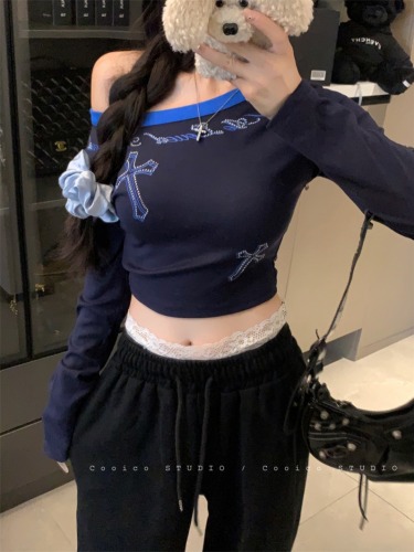 Real shot of retro hot diamond printed off-shoulder T-shirt for women, waist slimming bottoming long-sleeved top