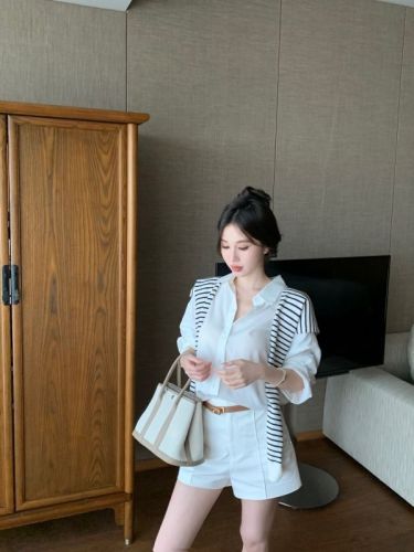 Old money wears simple casual button striped knitted shawl white linen shirt + shorts three-piece set