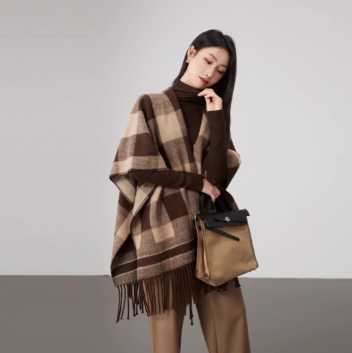 Ink painting shawl for women's outerwear high-end fashionable cape coat autumn and winter high-end imitation cashmere scarf thick