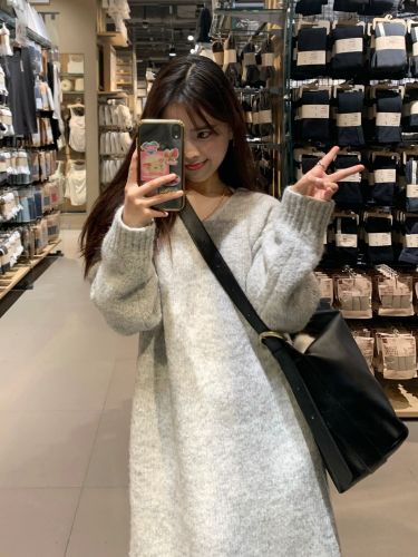 Women's Knit Dress Winter Lazy Style Loose Matchable Medium Length Skirt Knee-Length Thick V-neck Grey Wool Dress