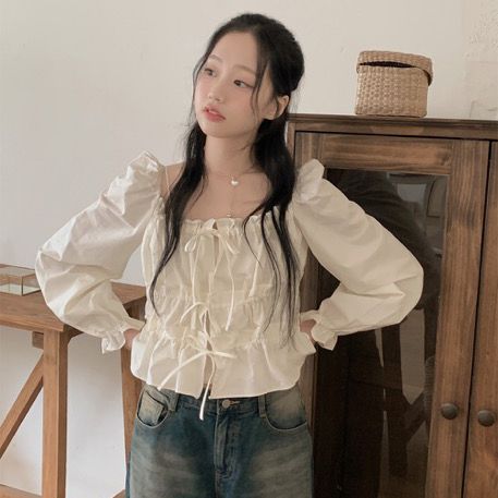清新  減齡  系帶  喇叭袖   方領上衣