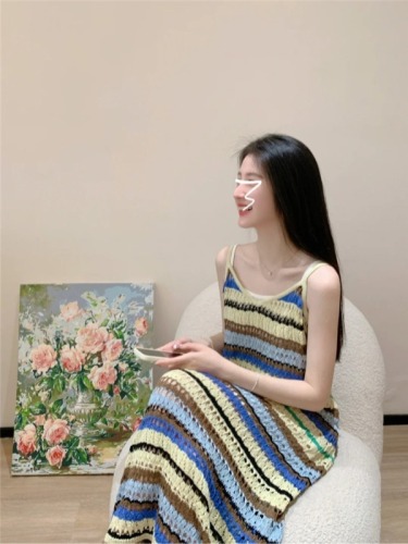 French sweet striped knitted suspender dress for women 2024 summer new style waist slimming long skirt