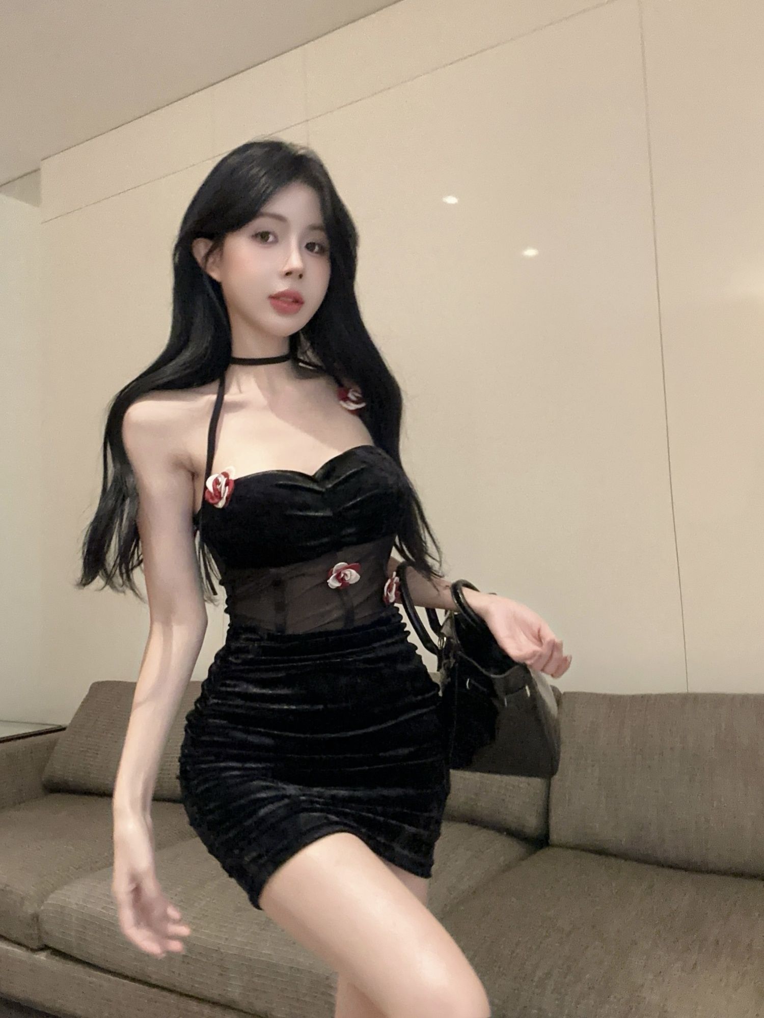 實拍~辣妹純欲時尚緊身抹胸禮服立體花朵包臀鑽石絨連衣裙女